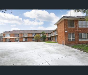 17/1 Hatfield Court, West Footscray, Vic 3012 - Photo 5