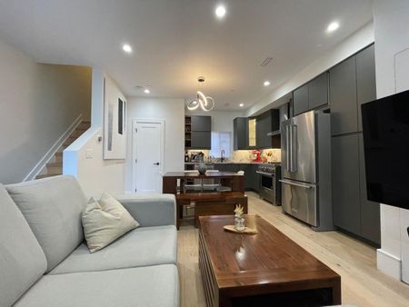 For Lease - 38 Jackson Place, Toronto, Ontario - Photo 2