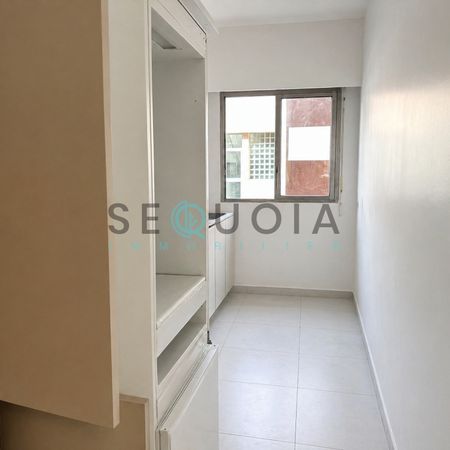 Location Appartement 2 pièces 57m² JUAN LES PINS 06160 - Photo 3