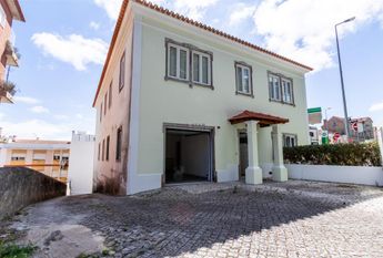 Apartamento T4 em Lisboa