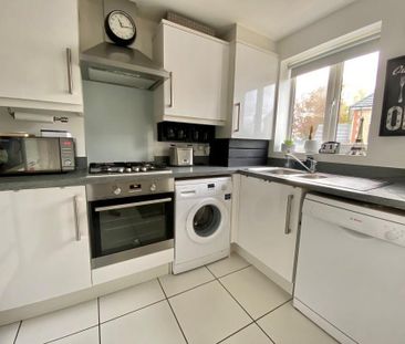 2 bedroom terraced house to rent - Photo 4
