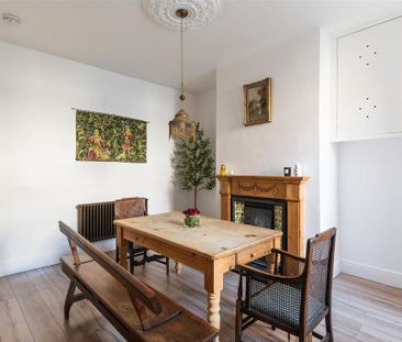 4 bedroom terraced house to rent - Photo 6