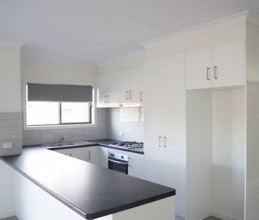 Modern Townhouse. - Photo 4