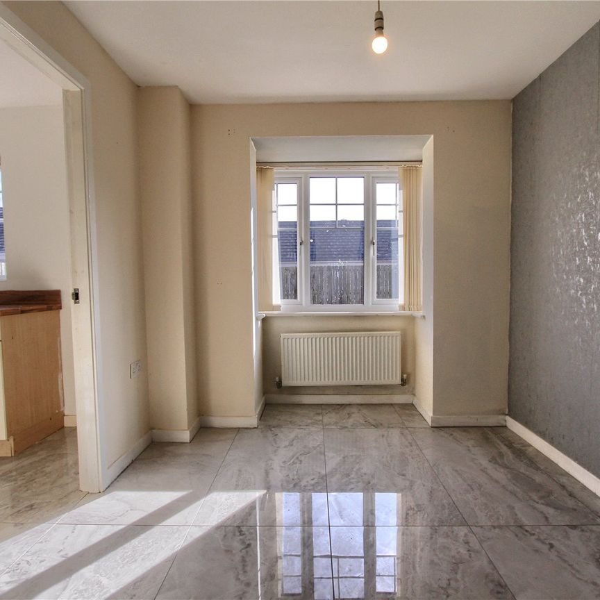 3 bed detached house to rent in Diamond Road, Thornaby, TS17 - Photo 1