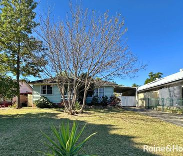 Neat & Tidy Home with Generous Backyard - Photo 6