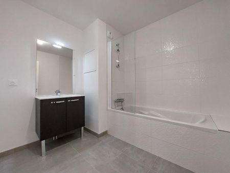 location Appartement T3 DE 73.93m² À HONFLEUR - Photo 3