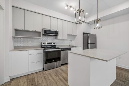 For Lease - 3170 Lotus Common, Burlington, Ontario - Photo 5