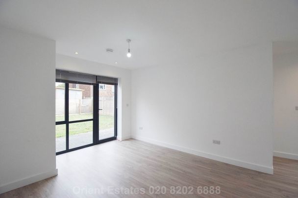 Price £2,900 pcm - Available Now - Unfurnished - Photo 1