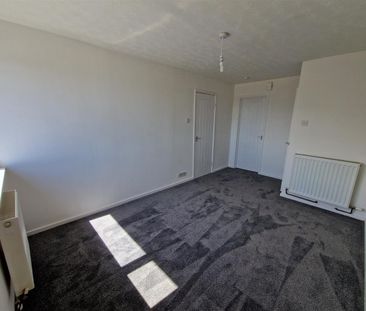 1 bed flat to rent in Bramwell Road, Sunderland, SR2 - Photo 3