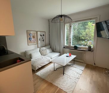 Trollesundsvägen, Bandhagen - Photo 2