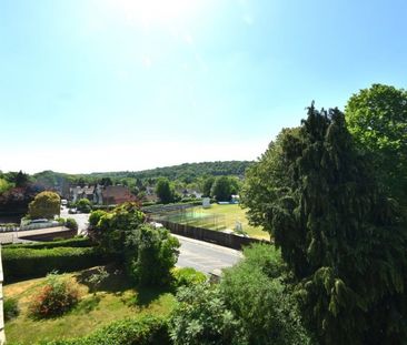 London Road, High Wycombe, Buckinghamshire,HP11 - Photo 5