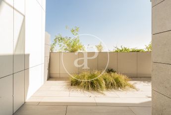 Triplex penthouse for rent in La Finca