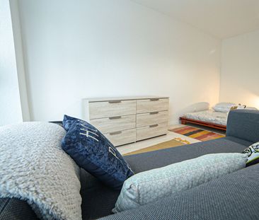 Location Appartement 1 pièce 27m² MONT ST AIGNAN 76130 - Photo 1