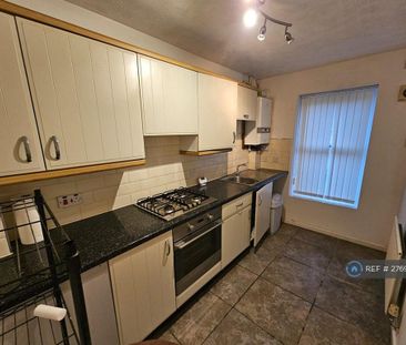 2 bedroom semi-detached house to rent - Photo 4