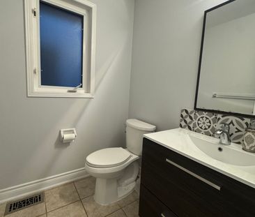 For Lease - 3104 Turbine Crescent, Mississauga, Ontario - Photo 1