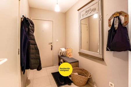 Recent 2 slaapkamer-appartement met autostandplaats in centrum Gistel - Photo 3