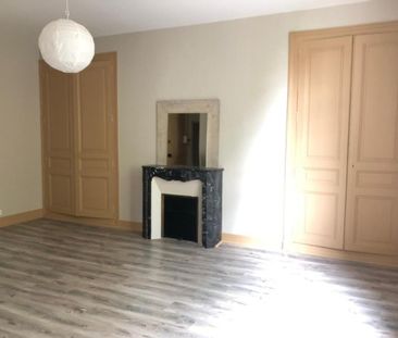 Location Appartement 1 pièce 40m² TOURS 37000 - Photo 4