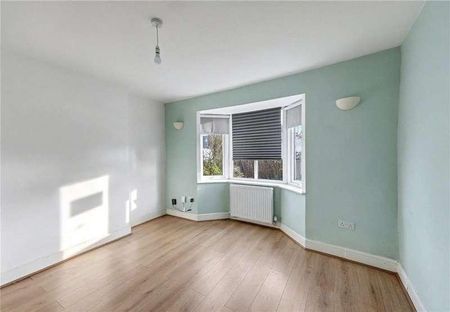 Mile Cross Lane, Norwich, Norfolk, NR6 - Photo 3