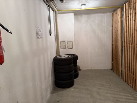 Gemütliche Garçonnière in Traun Nähe Bahnhof: Balkon, Fußbodenheizung & Gartenidylle! - Photo 3