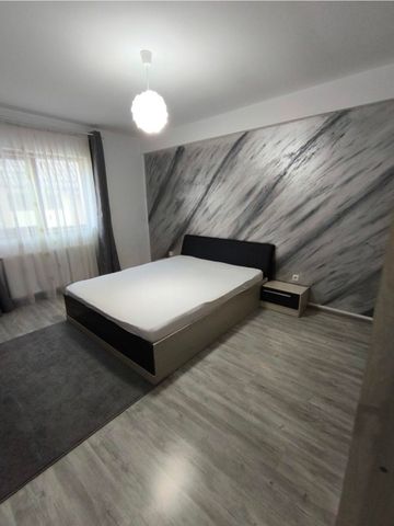 Inchiriere Apartament 2 Camere decomandat Tractorul si zona Coresi Ioan Socec - Fotografie 4