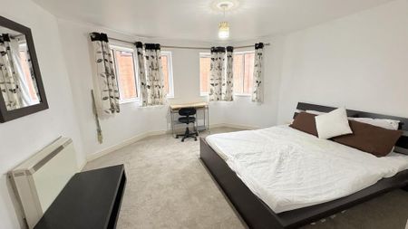 2 bedroom apartment to rent - Photo 3