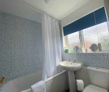 1 Bed Flat, Worcester Drive, LS10 - Photo 3