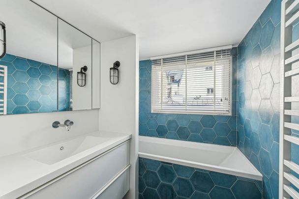 Location Appartement Paris 8 5 Pièces 155 m² - Photo 1