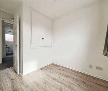 Adwalton Close, Freshbrook, Swindon, SN5 - Photo 6