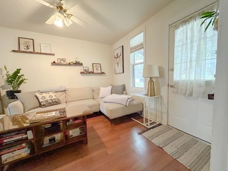 For Lease - 661 Fourth Avenue, Tay, Ontario - Photo 2