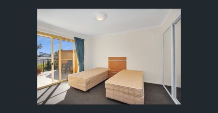 Coastal Living in a Secure 3-Bed Apartment - Photo 5