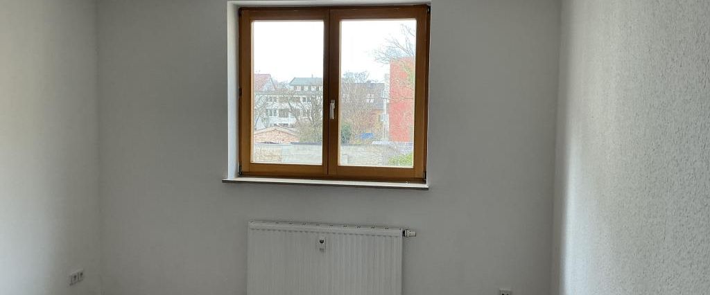 renovierte 3-Zimmer-Wohnung in Magdeburg / Buckau *frei ab sofort* - Foto 1