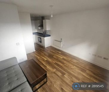 1 bedroom flat to rent - Photo 6