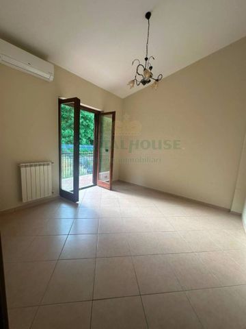 Villa a schiera via Borgo Nuovo, Summonte - Photo 3