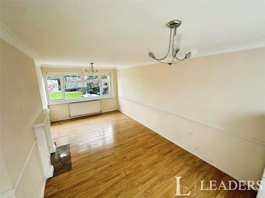 3 bedroom property to rent Spencers Croft, Harlow, CM18 - Photo 1