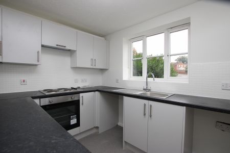 Redgrave Close, Kettering, NN15 - Photo 5