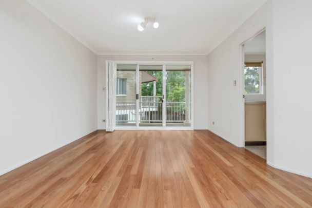 Spacious, Stunning, Conveniently Located Townhouse For Lease - Photo 1