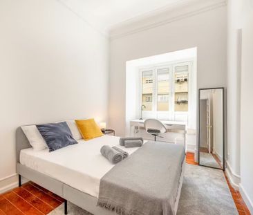 Rua Padre António Vieira, Lisbon, Lisbon 1070 - Photo 2