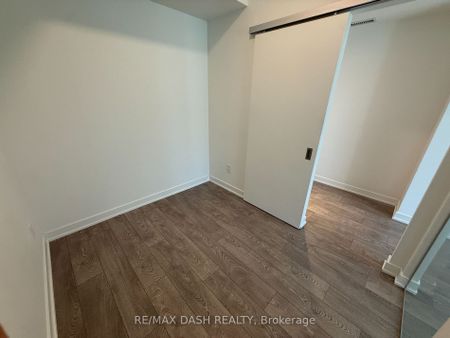 For Lease - 28 Ann Street Unit# 215, Mississauga, Ontario - Photo 3