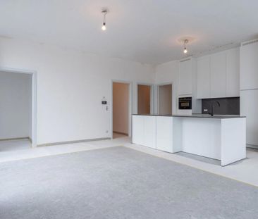 Modern 2-slpk app met terras en autostaanplaats. - Foto 2