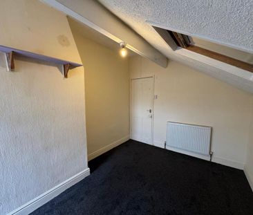 4 bedroom terraced house to rent - Photo 6