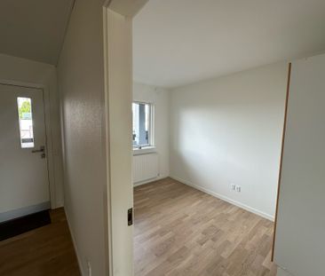 Stor og lys lejlighed tæt på Ikast storcenter - Foto 5