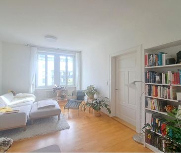 Charmante 4-Zimmer-Altbauwohnung im Herzen von Baden - Photo 1