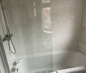 3 bedroom terraced house to rent - Photo 6