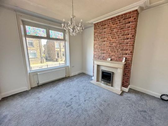 3 bedroom end of terrace house to rent - Photo 1