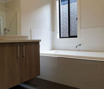 Affordable Family Living in Mernda - Photo 4