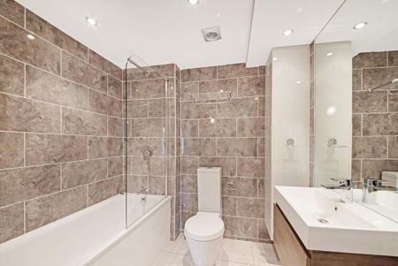 2 bedroom flat to rent - Photo 2