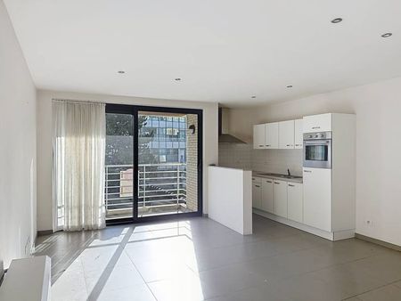 Appartement te huur - Photo 2