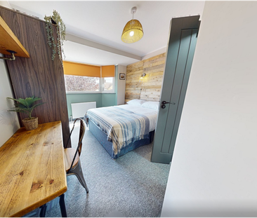 1 bedroom in a house share to rent - Photo 2