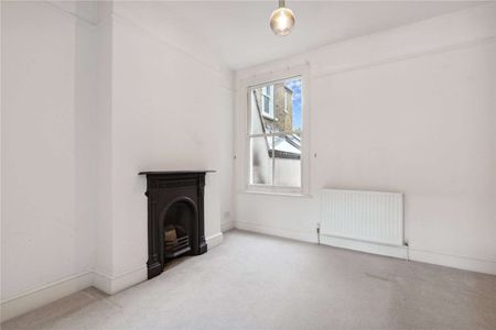 Dingwall Road, London, SW18 3AZ - Photo 3