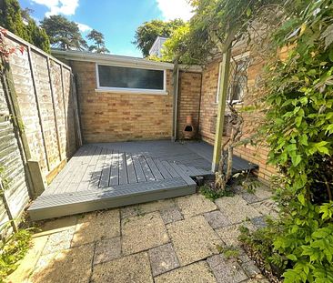 Wharncliffe Road, Highcliffe - Photo 5